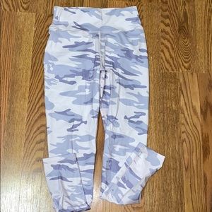 Beautiful Purple camo scrunch butt leggings